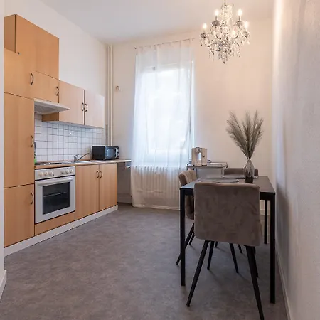 Central-stylish-your Apartament *